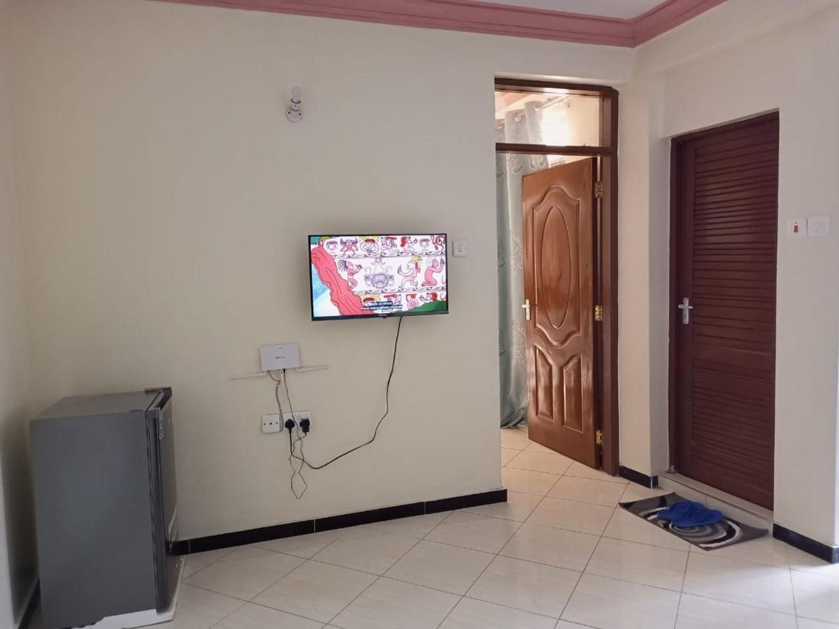 Lovely 1 Bedroom In Bamburi With Reliable Wifi Mombasa Exterior photo