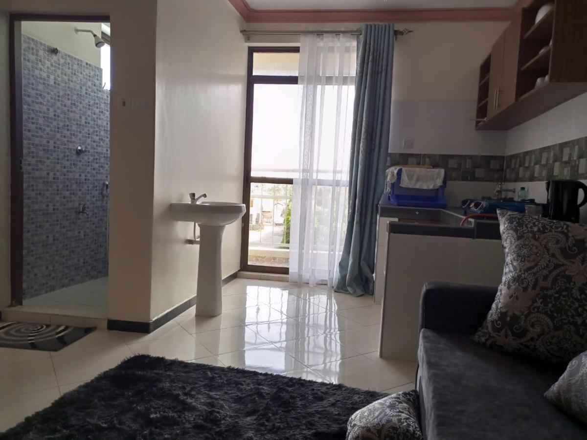 Lovely 1 Bedroom In Bamburi With Reliable Wifi Mombasa Exterior photo